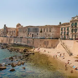 palazzo-spagna.sicilyhotelsitaly.net/